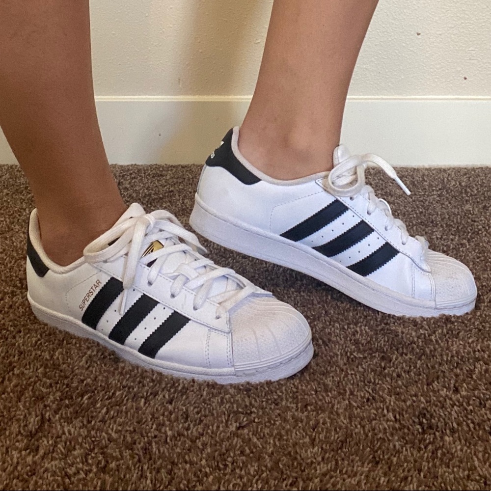 Adidas superstar sneaker